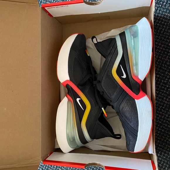 NIKE AIRMAX 270XX 7 - Picture 4 of 8